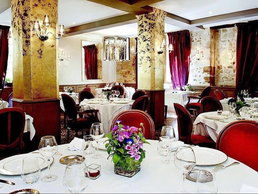 Logis - Hotel & Restaurant Du Tribunal Мортань-о-Перш Екстер'єр фото